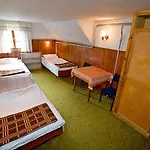 Schronisko Pttk Samotnia * Karpacz