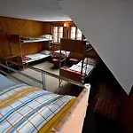 Schronisko Pttk Samotnia