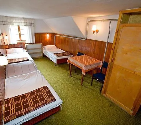 Schronisko Pttk Samotnia * Karpacz